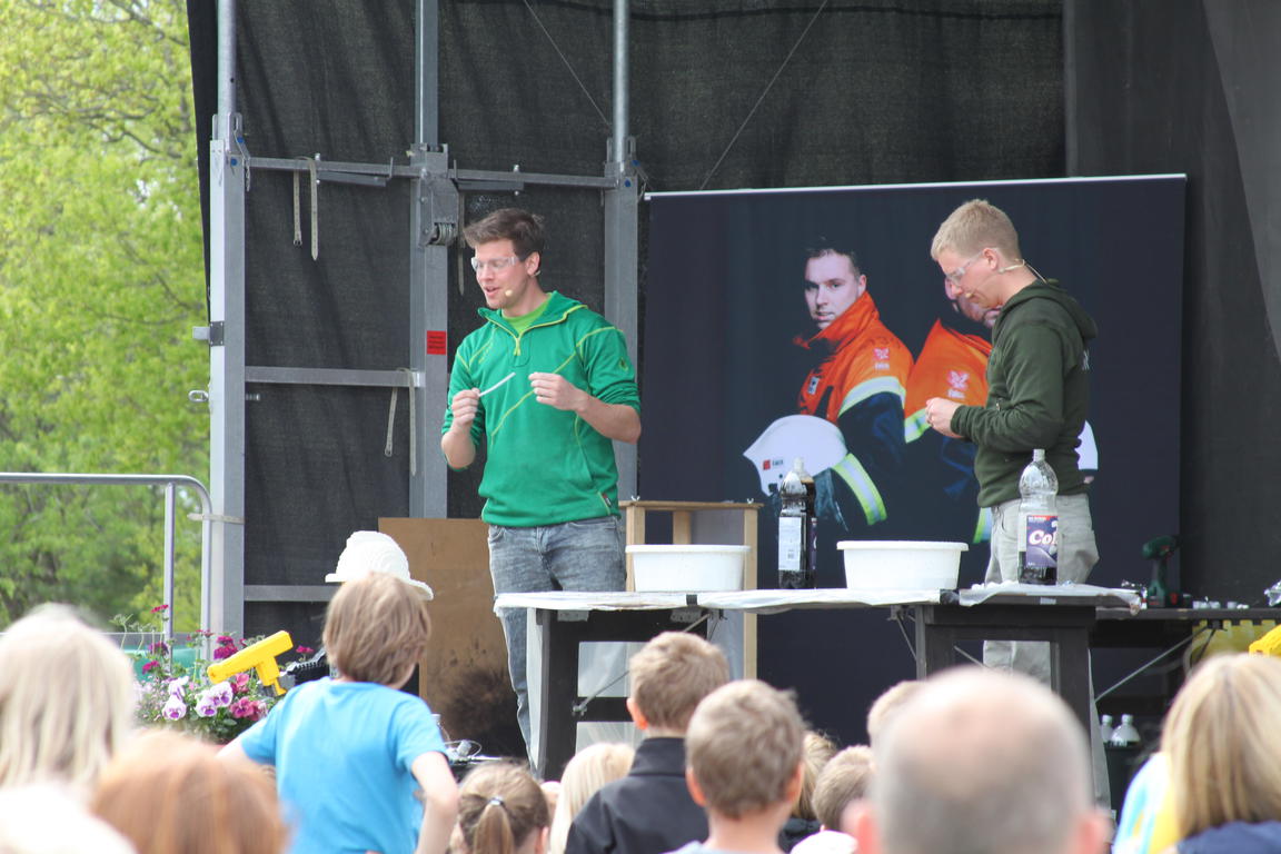 Klik på billedet for at lukke vinduet