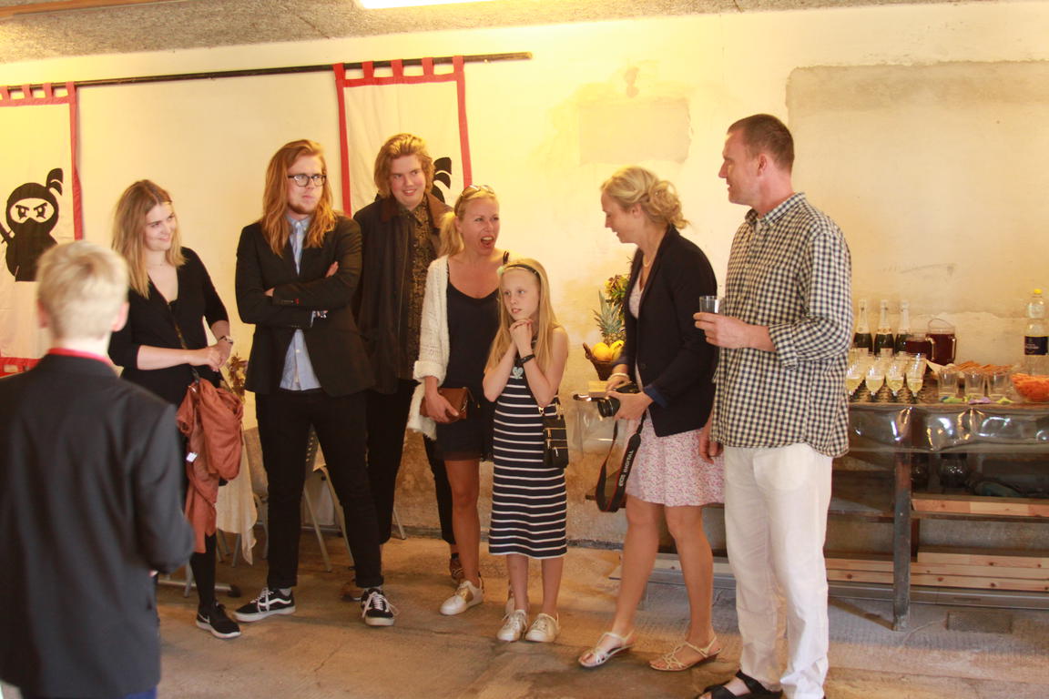 Klik på billedet for at lukke vinduet