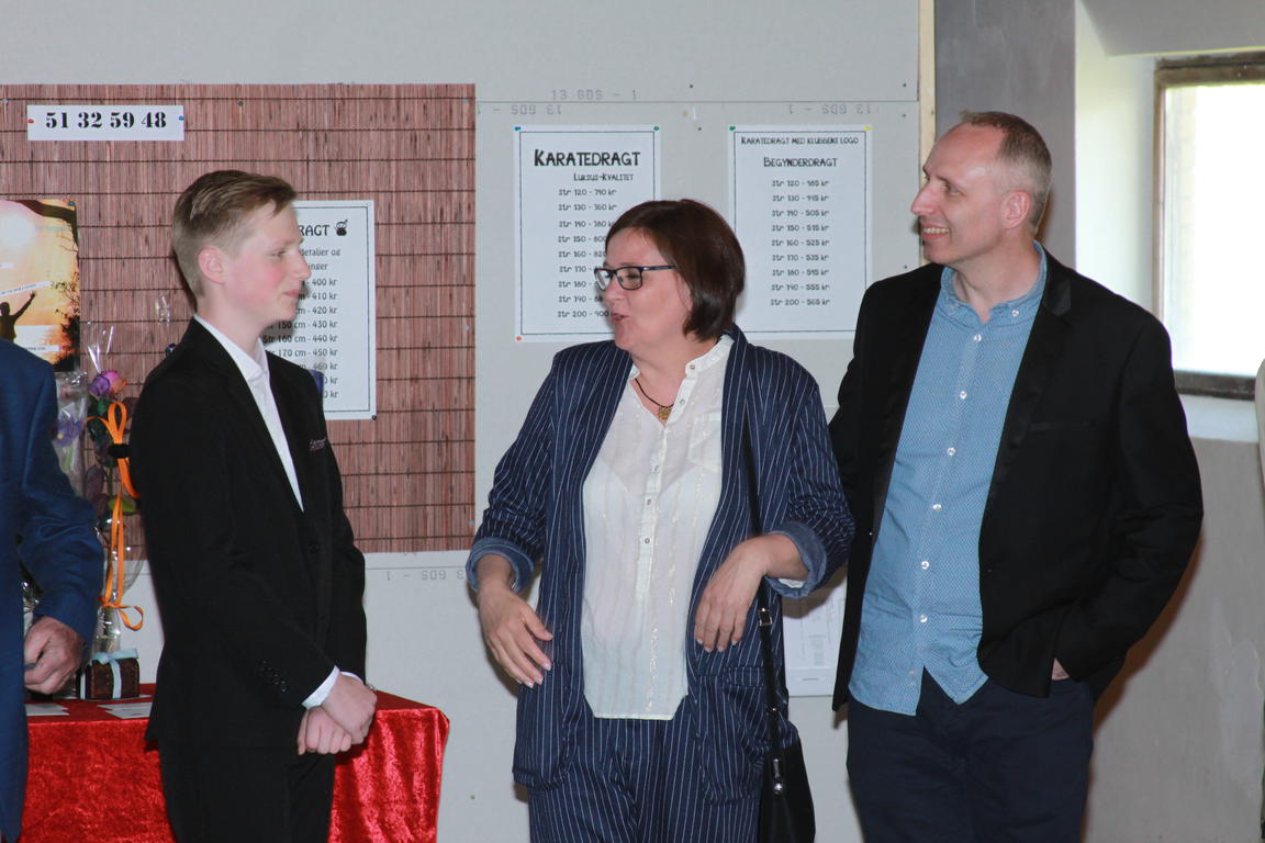 Klik på billedet for at lukke vinduet
