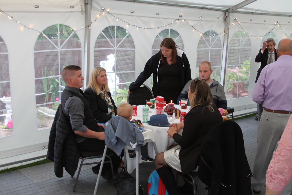 Klik på billedet for at lukke vinduet