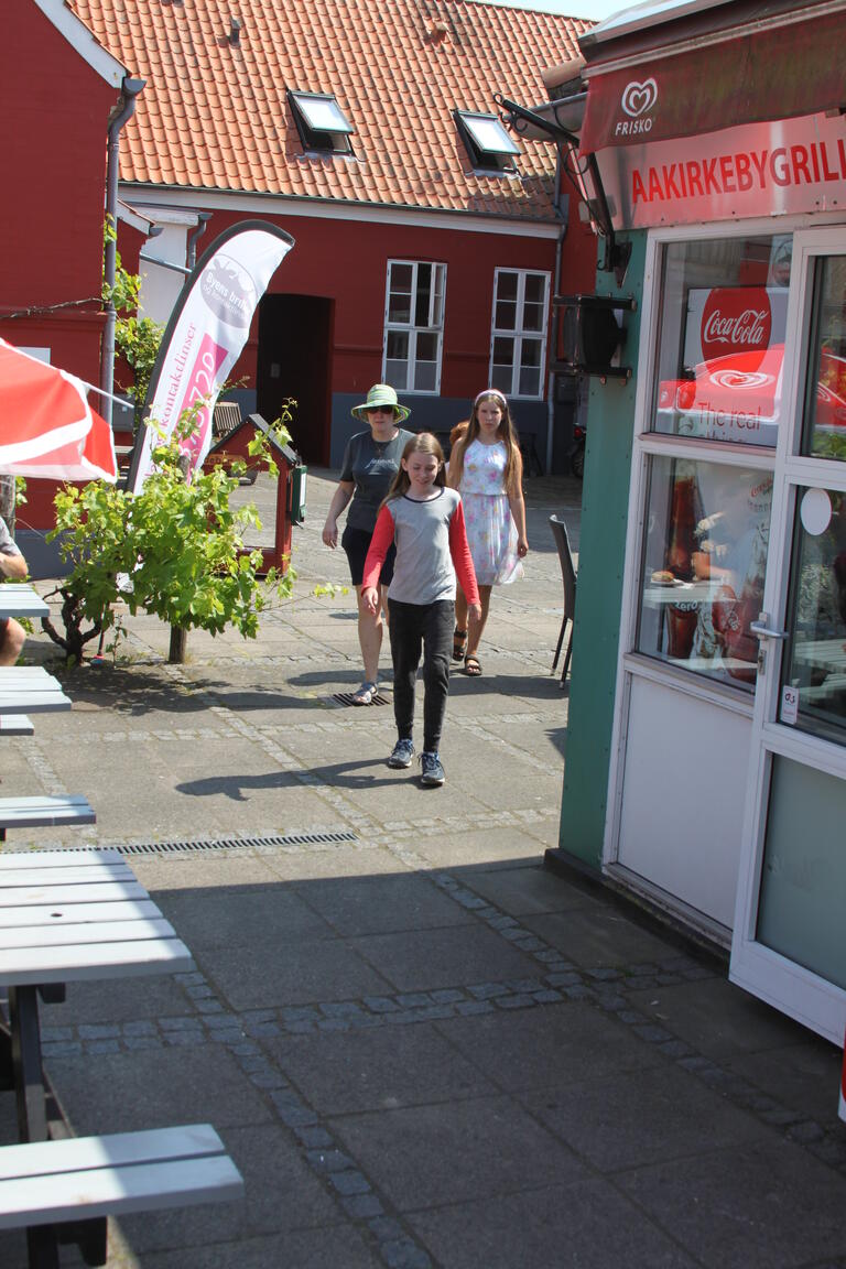 Klik på billedet for at lukke vinduet