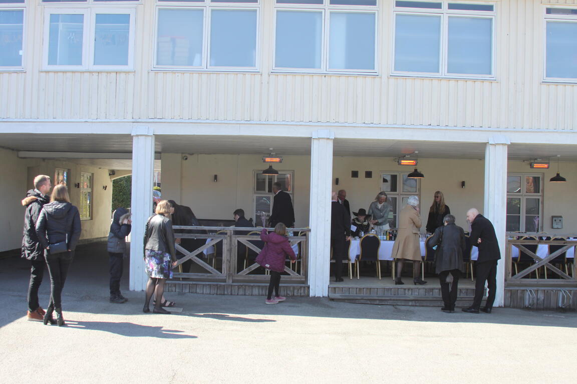 Klik på billedet for at lukke vinduet