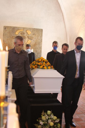 Klik på billedet for at se det i større format