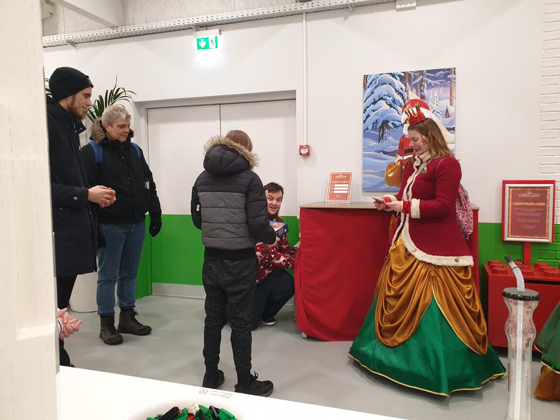 Klik på billedet for at lukke vinduet
