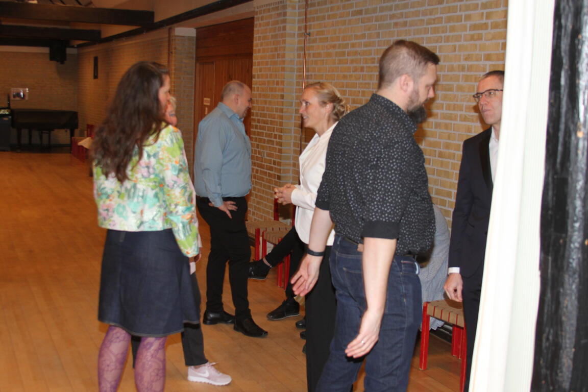 Klik på billedet for at lukke vinduet