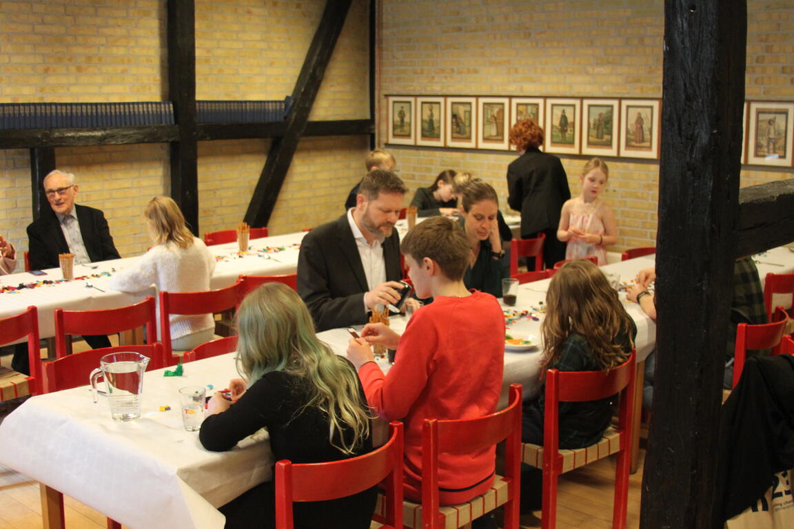 Klik på billedet for at lukke vinduet
