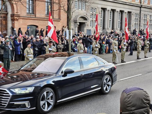 Klik på billedet for at se det i større format