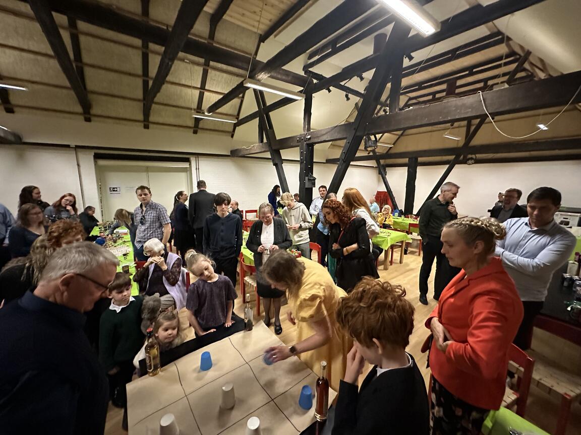 Klik på billedet for at lukke vinduet
