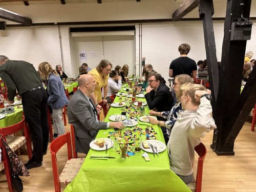 Klik på billedet for at se det i større format