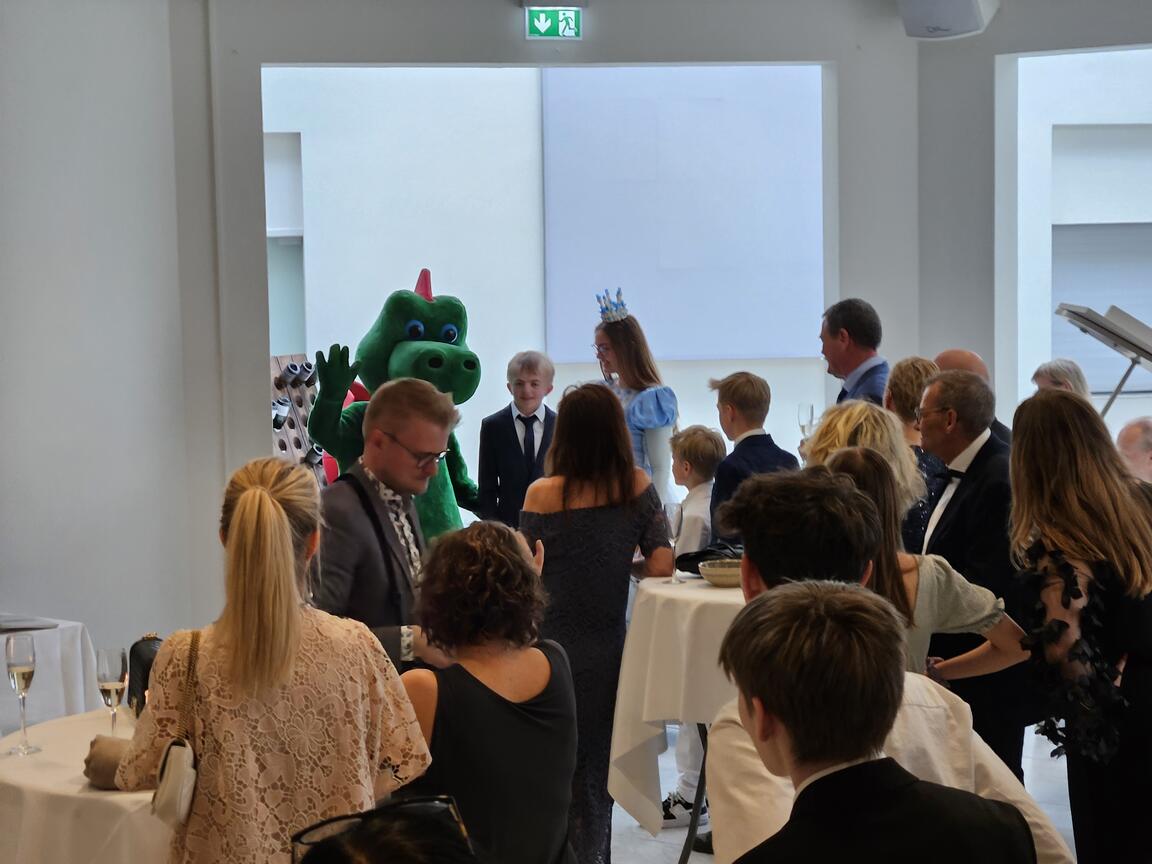 Klik på billedet for at lukke vinduet