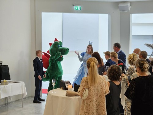 Klik på billedet for at se det i større format