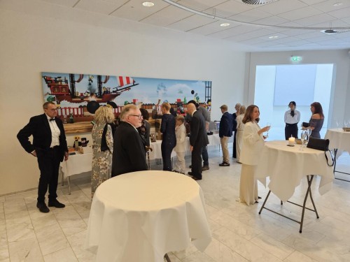 Klik på billedet for at se det i større format