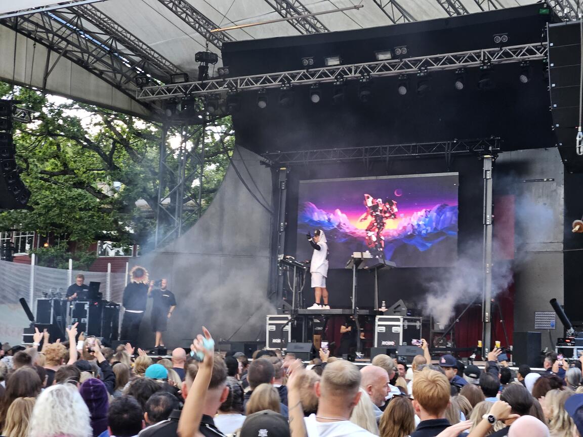 Klik på billedet for at lukke vinduet