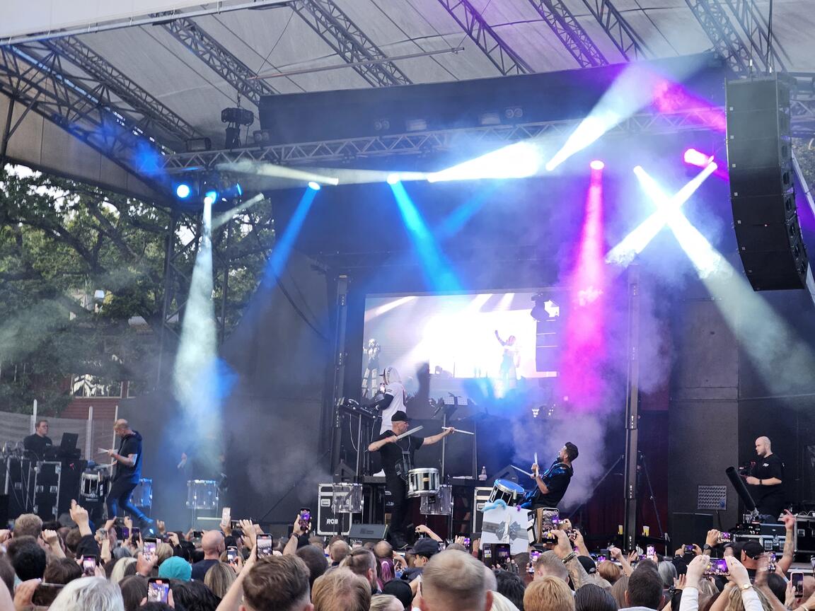 Klik på billedet for at lukke vinduet