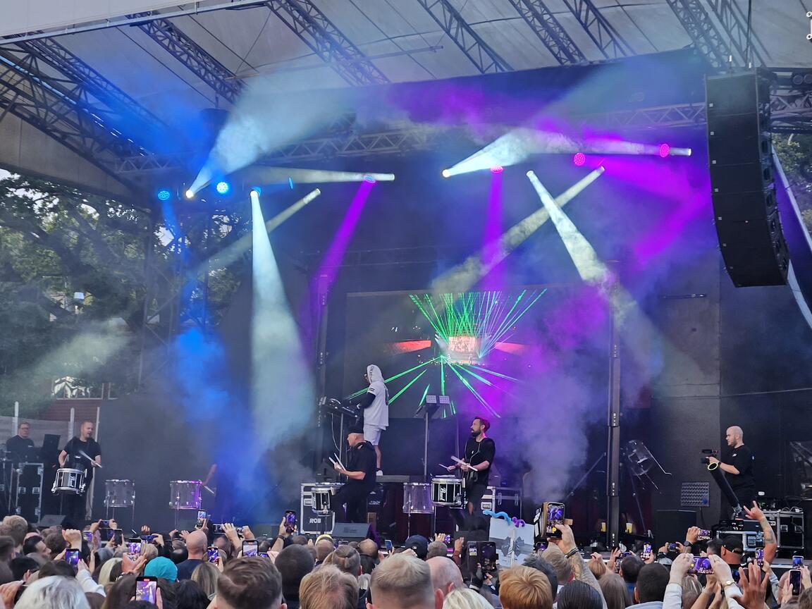 Klik på billedet for at lukke vinduet