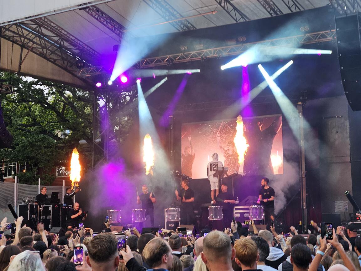 Klik på billedet for at lukke vinduet