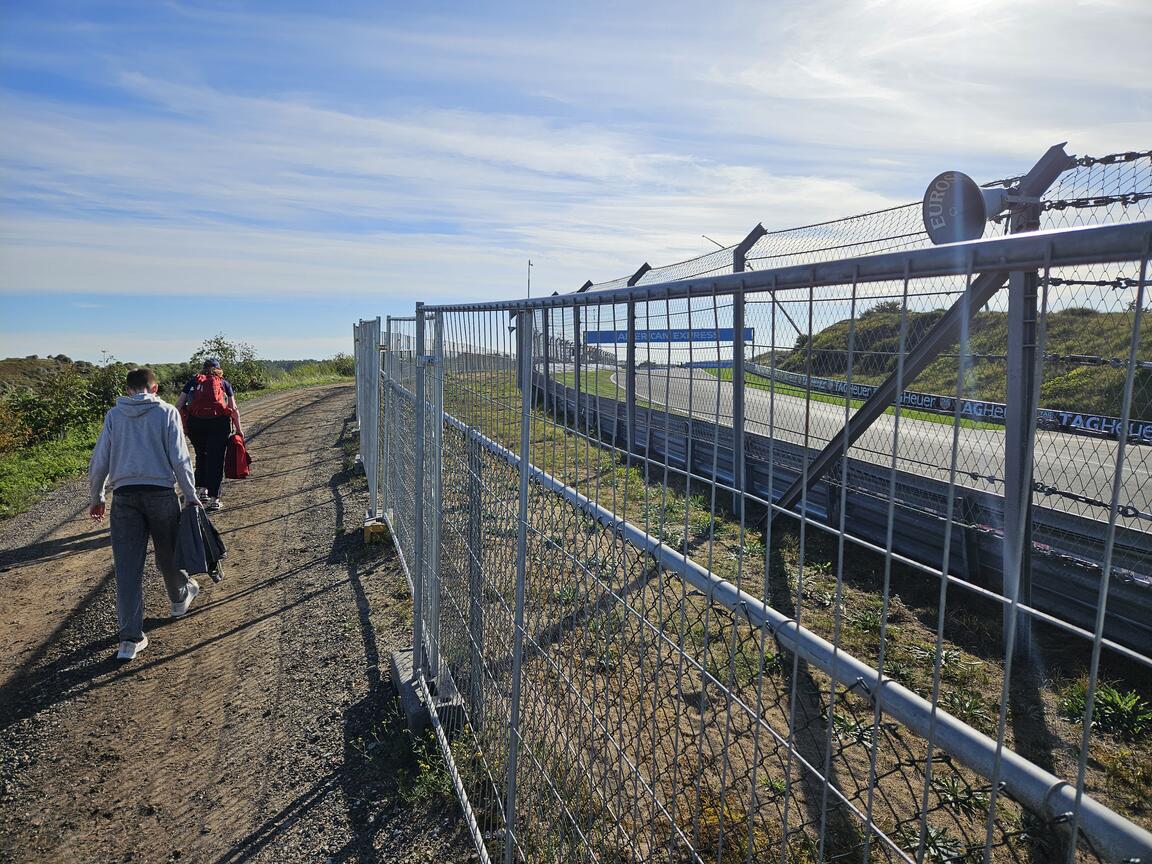 Klik på billedet for at lukke vinduet