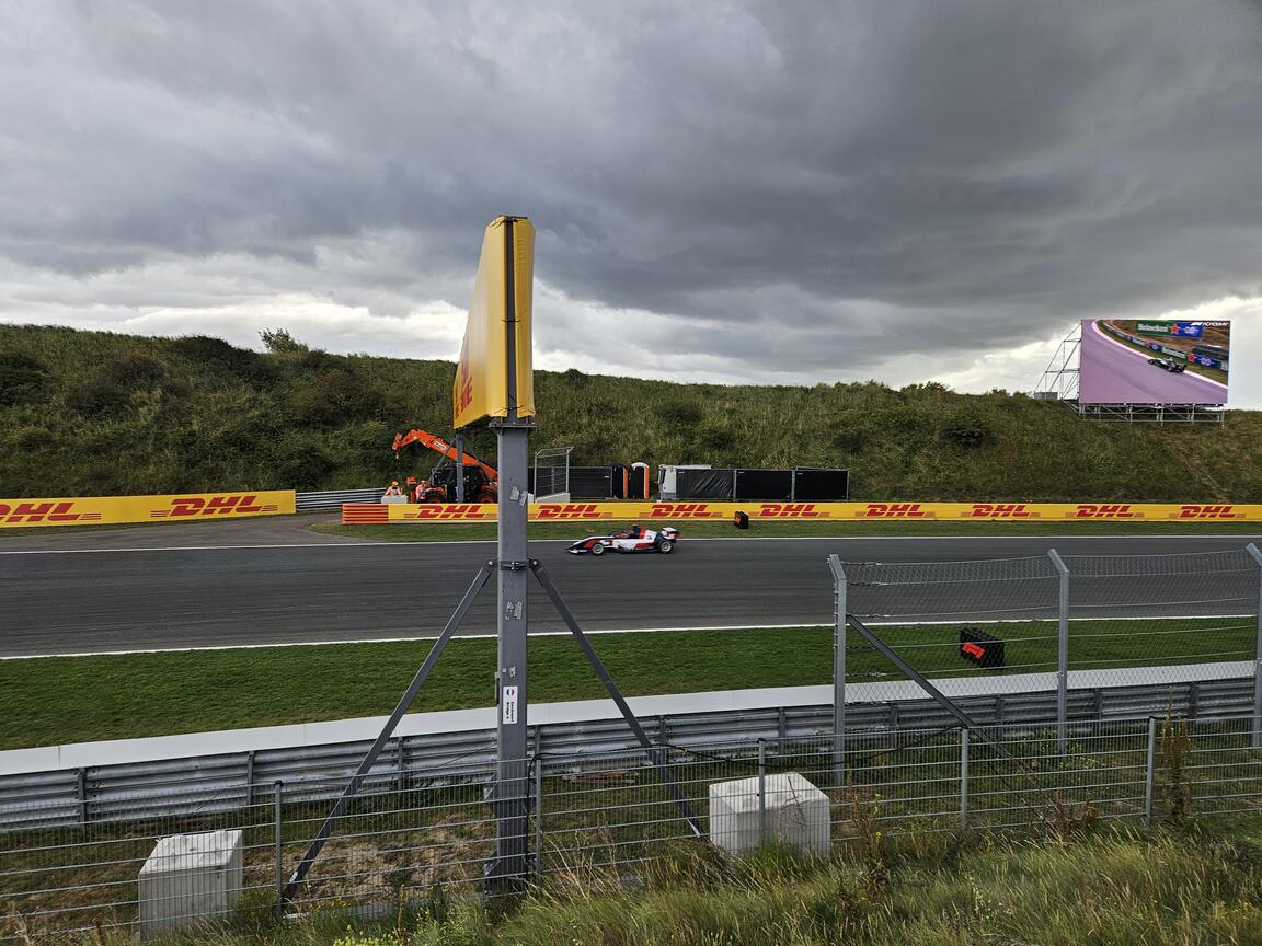 Klik på billedet for at lukke vinduet