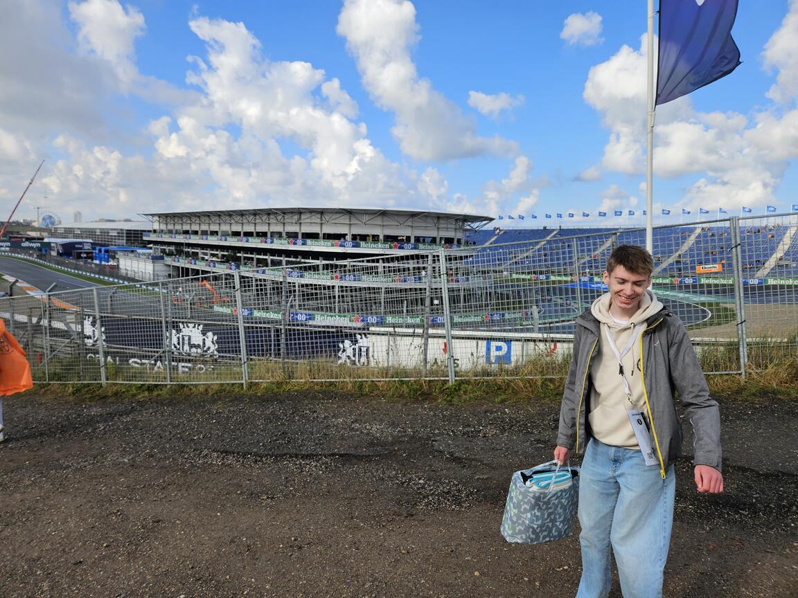 Klik på billedet for at lukke vinduet