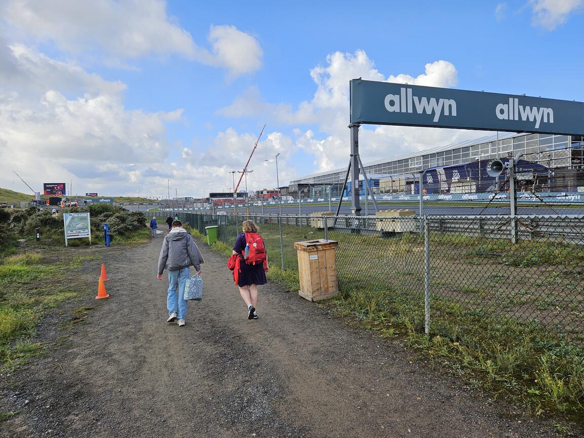 Klik på billedet for at lukke vinduet