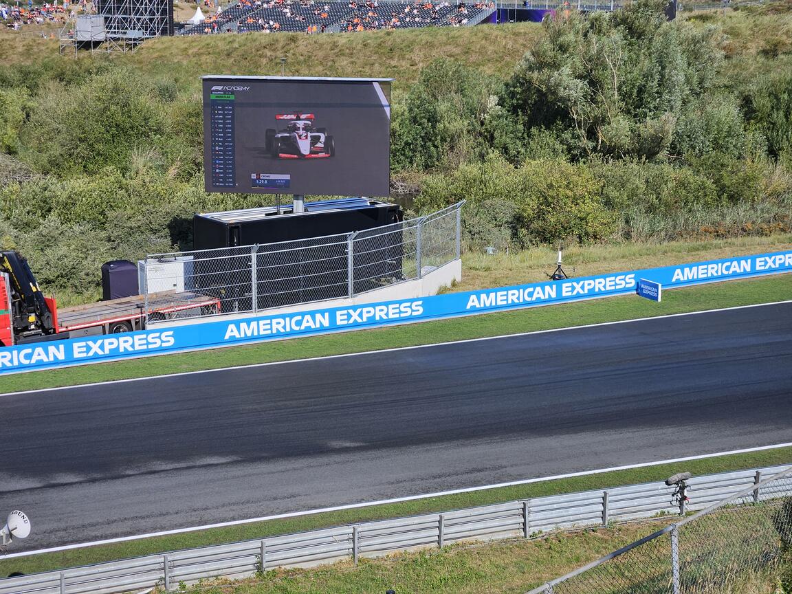 Klik på billedet for at lukke vinduet