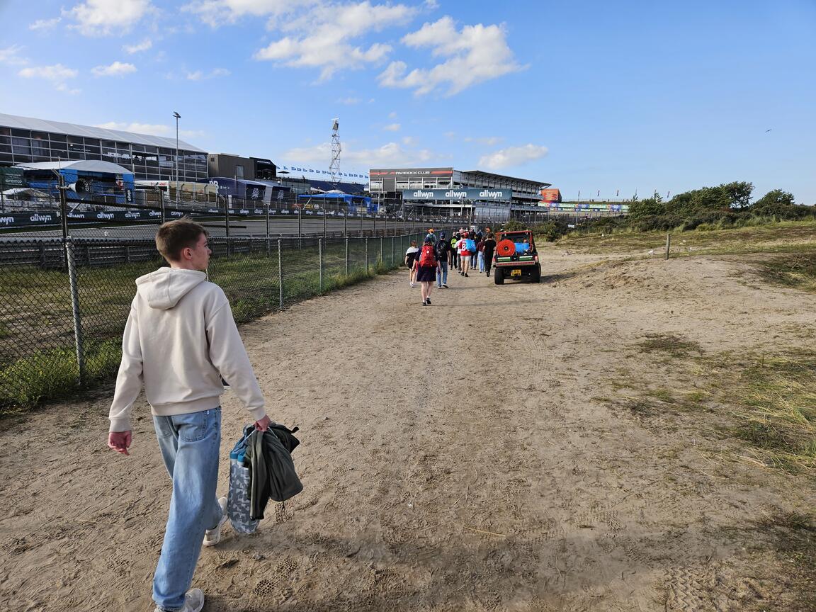 Klik på billedet for at lukke vinduet