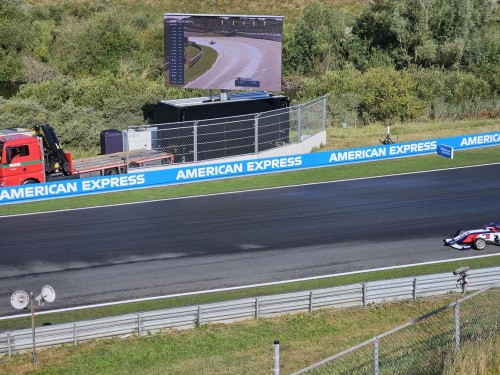 Klik på billedet for at se det i større format