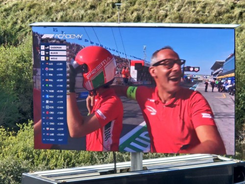 Klik på billedet for at se det i større format