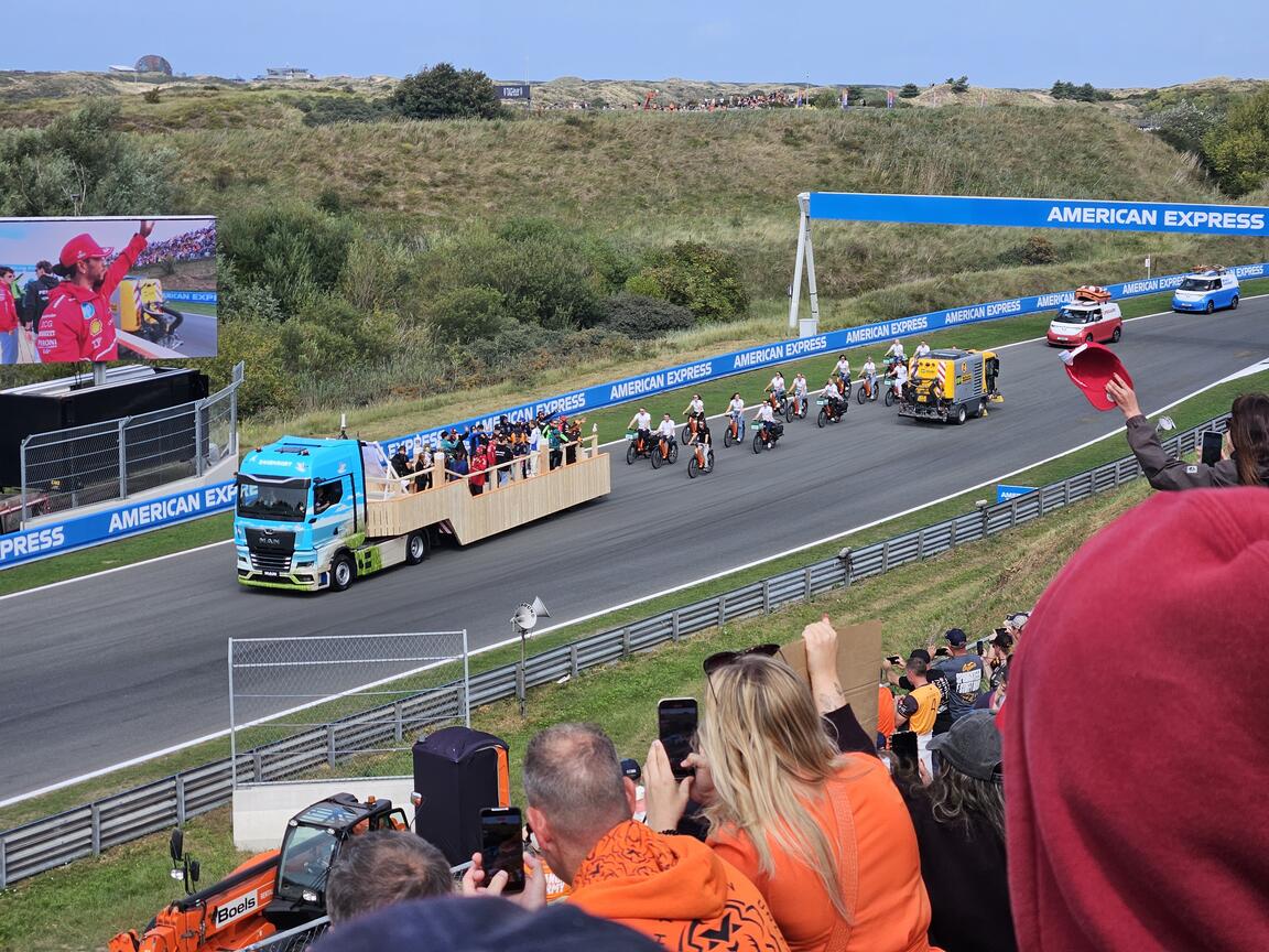 Klik på billedet for at lukke vinduet