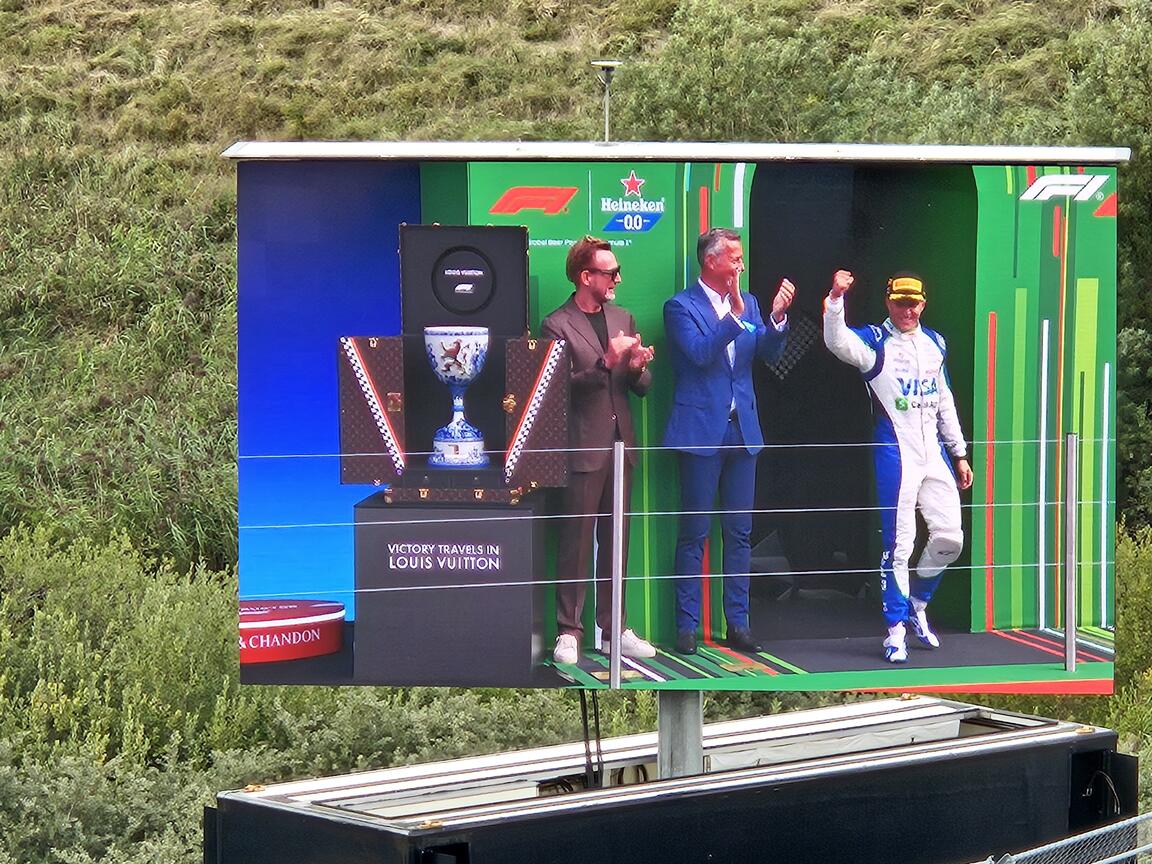 Klik på billedet for at lukke vinduet