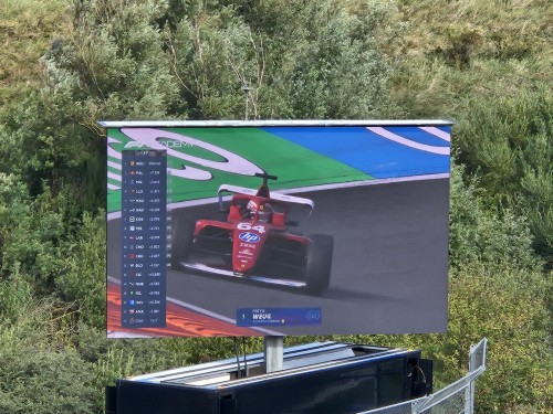 Klik på billedet for at se det i større format