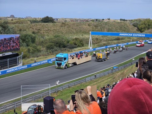 Klik på billedet for at se det i større format