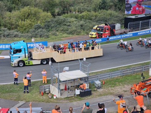 Klik på billedet for at se det i større format