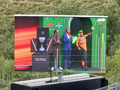 Klik på billedet for at se det i større format