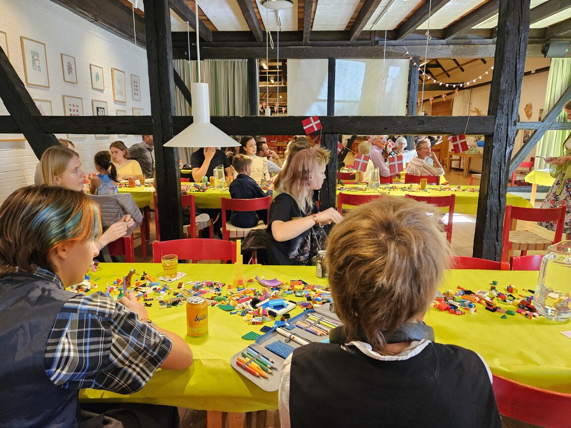 Klik på billedet for at lukke vinduet