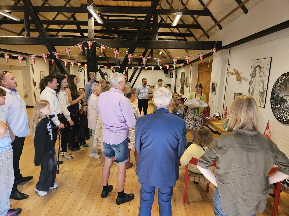 Klik på billedet for at lukke vinduet