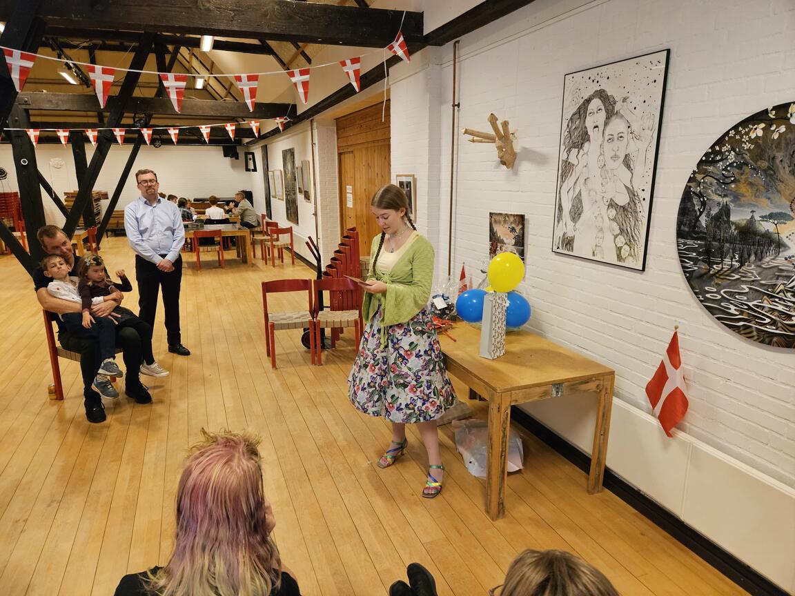 Klik på billedet for at lukke vinduet