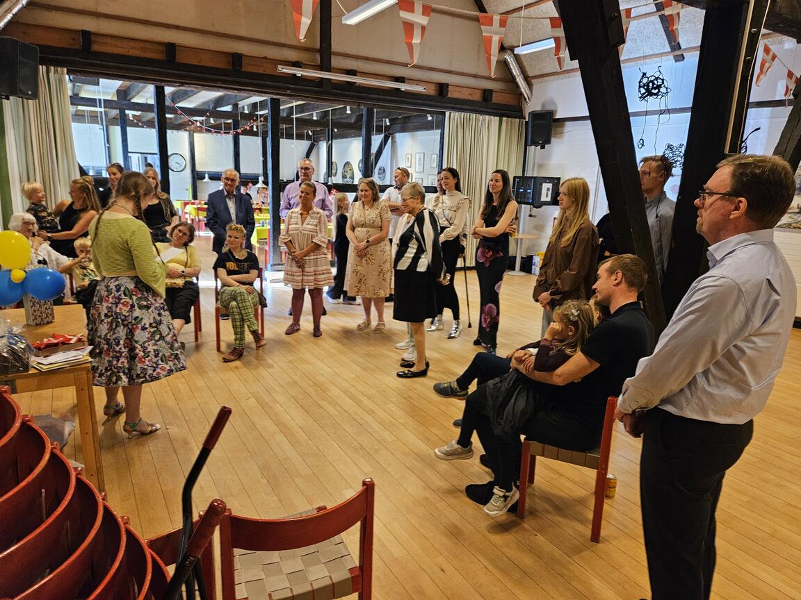 Klik på billedet for at lukke vinduet