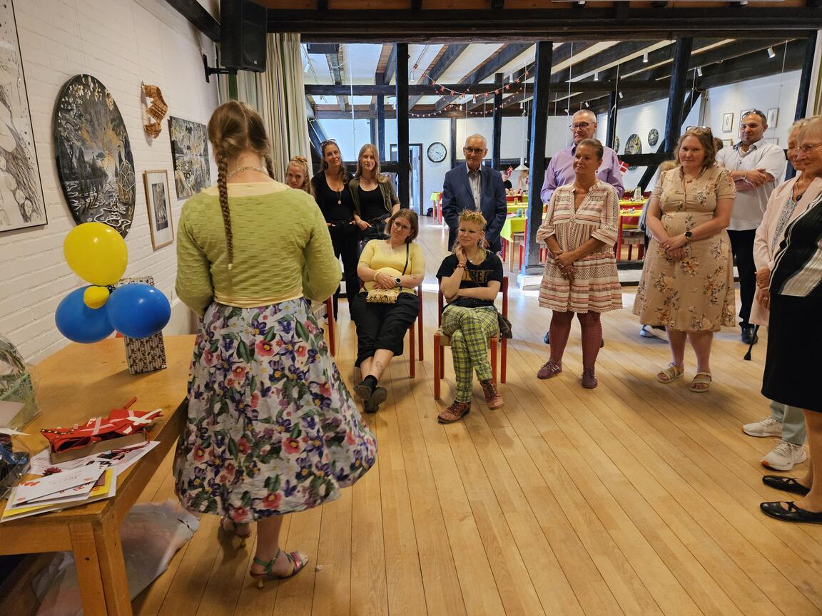 Klik på billedet for at lukke vinduet