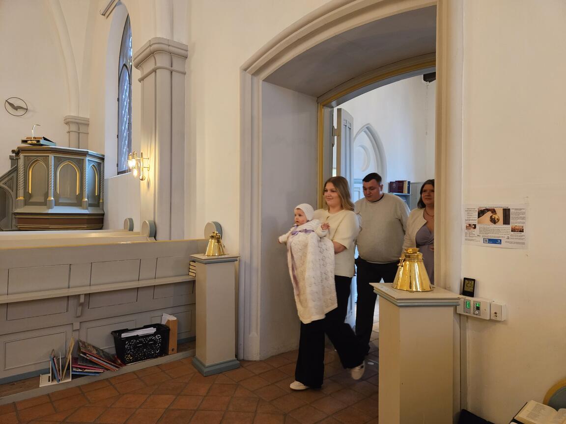 Klik på billedet for at lukke vinduet