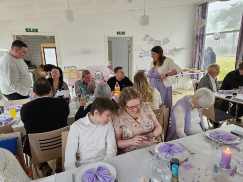 Klik på billedet for at se det i større format