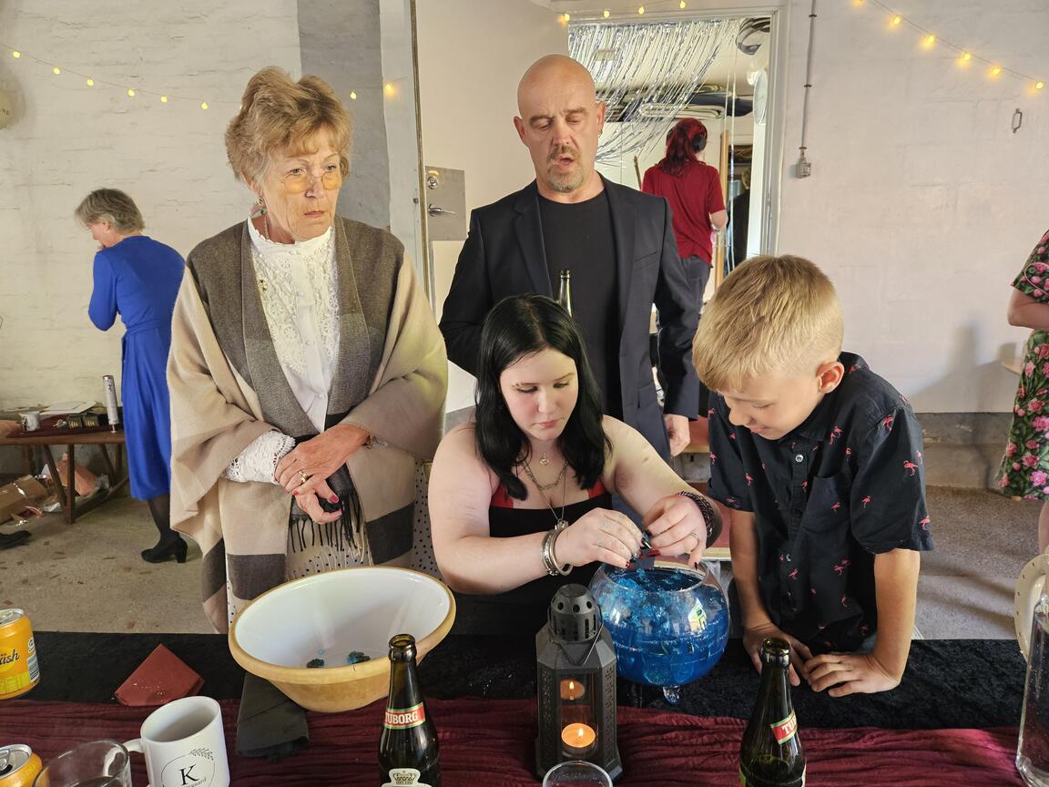 Klik på billedet for at lukke vinduet