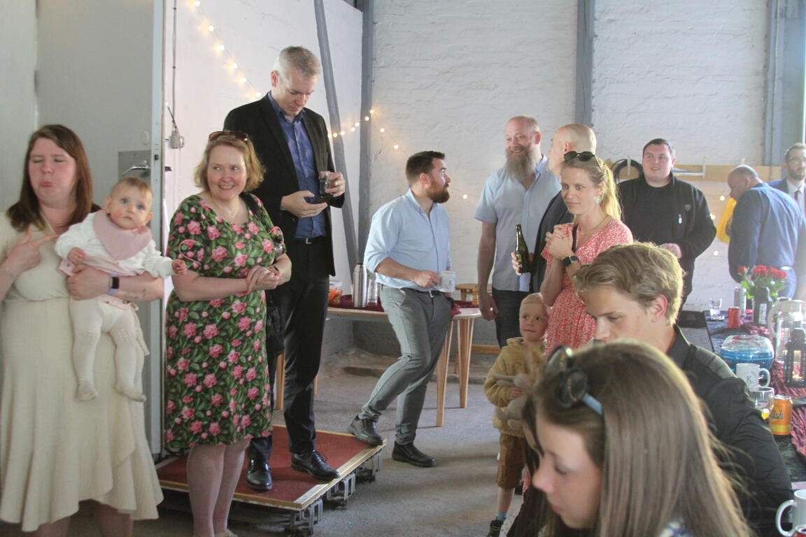 Klik på billedet for at lukke vinduet