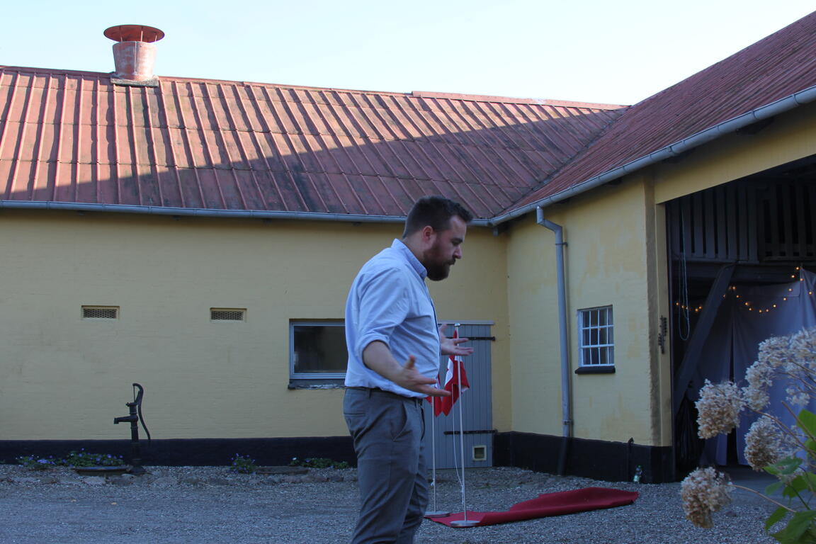 Klik på billedet for at lukke vinduet