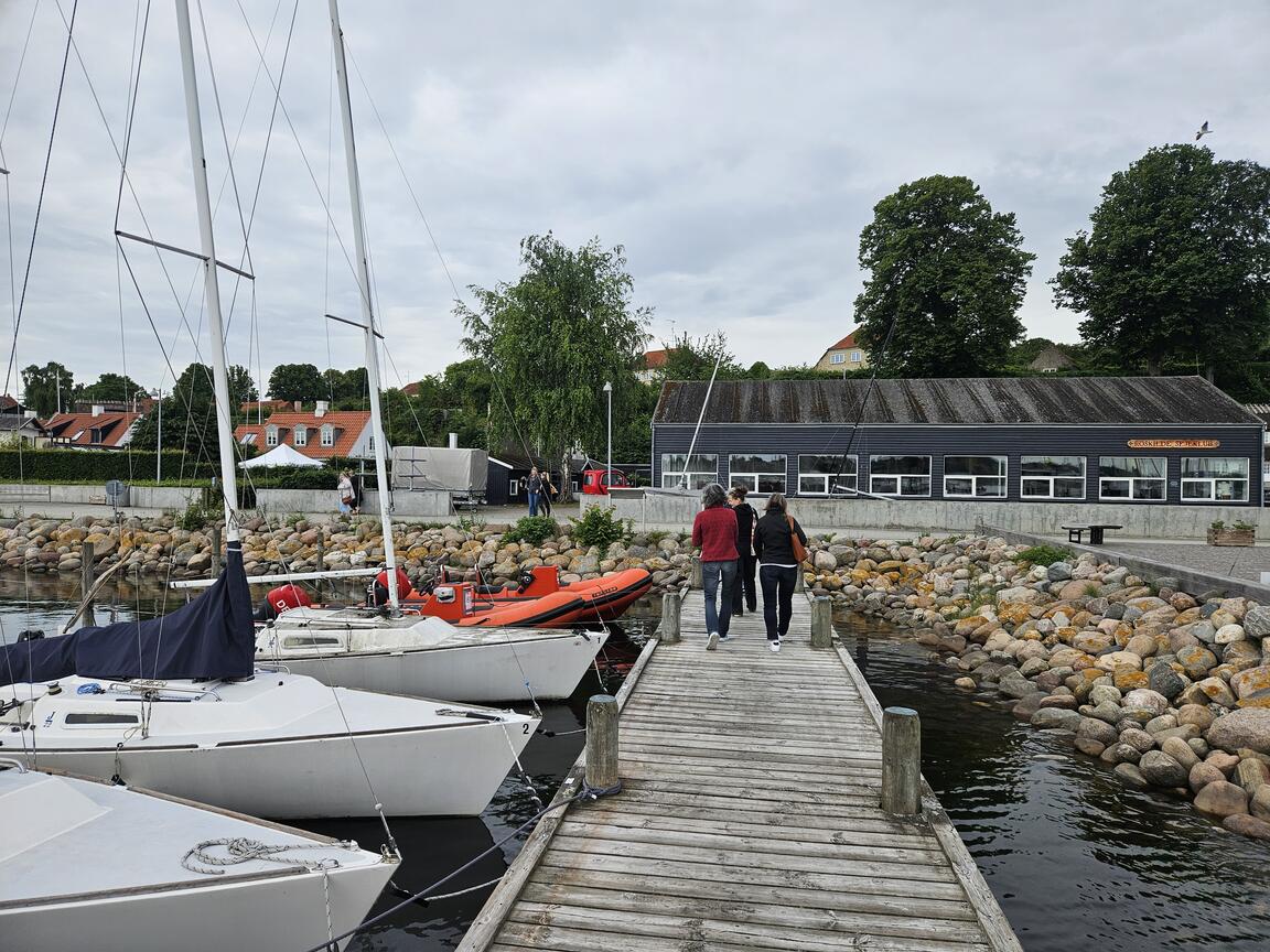 Klik på billedet for at lukke vinduet