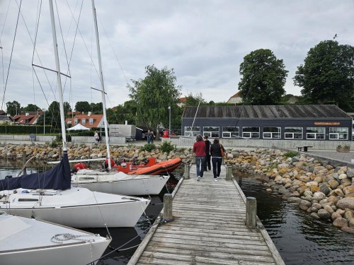Klik på billedet for at se det i større format