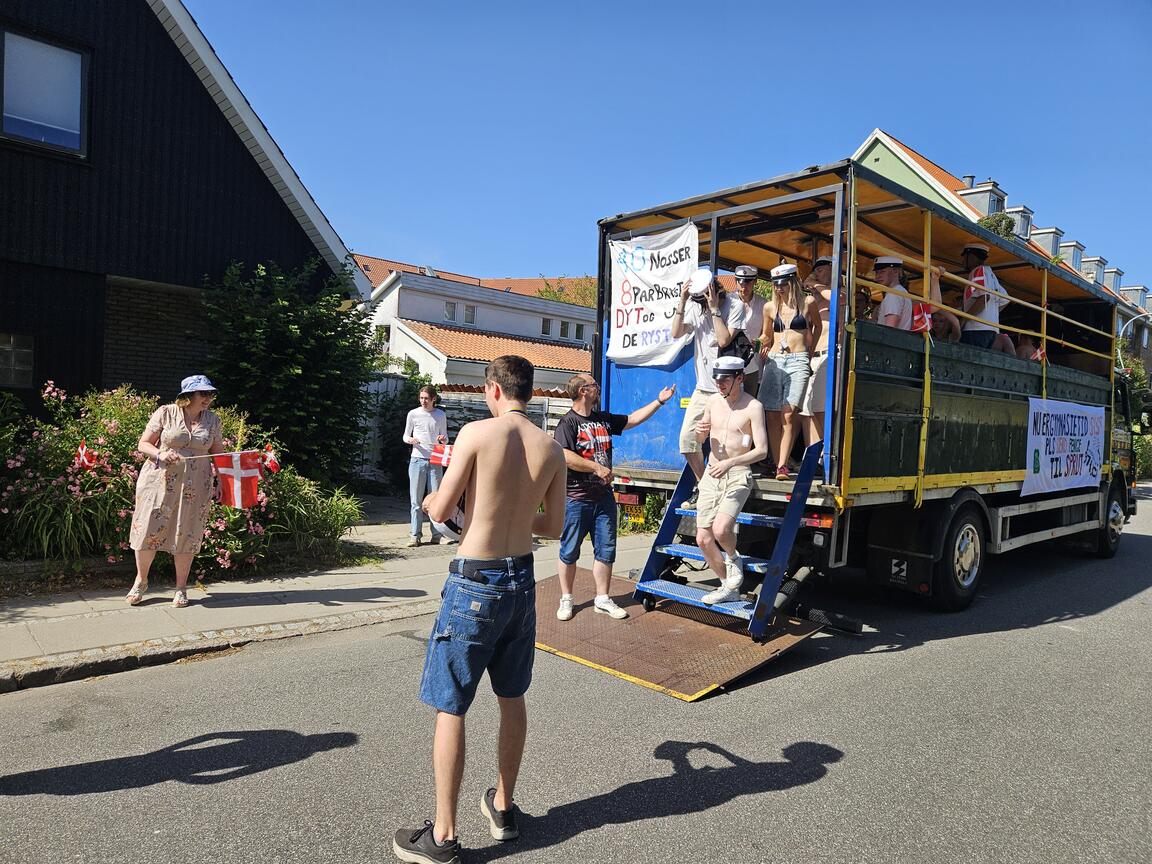 Klik på billedet for at lukke vinduet
