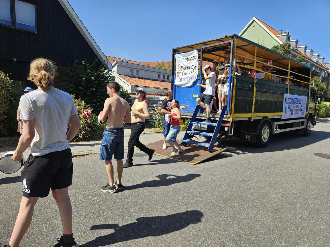 Klik på billedet for at lukke vinduet