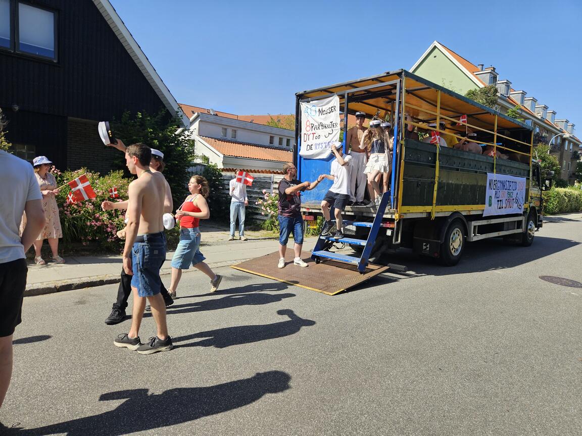 Klik på billedet for at lukke vinduet