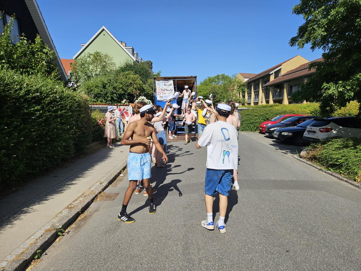 Klik på billedet for at lukke vinduet